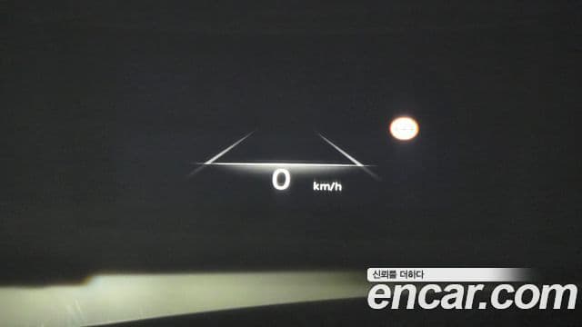 Genesis Electrified G80 2022 — ფოტო 17/20