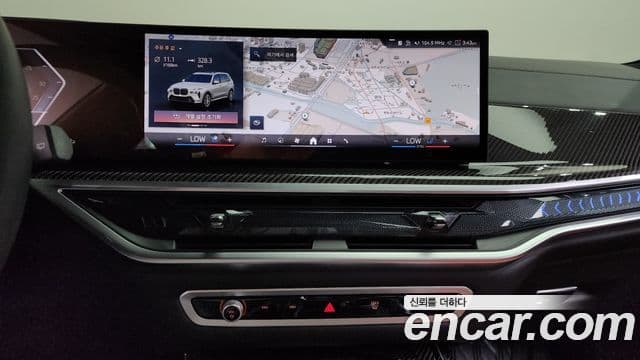 BMW X7 2025 — Photo 17/36
