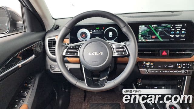 Kia Seltos 2022 — Şəkil 13/20