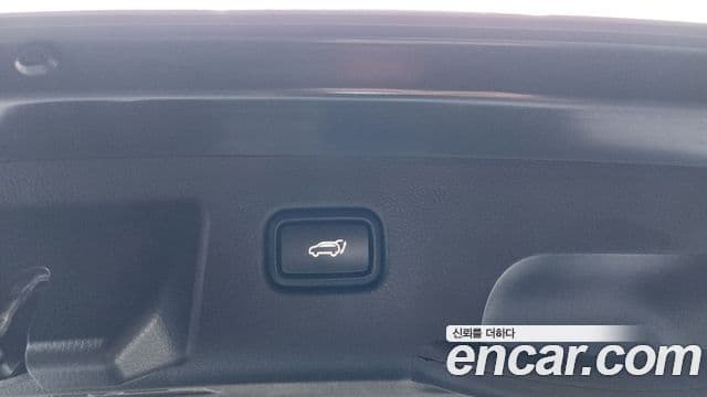 Kia Seltos 2022 — Şəkil 19/20