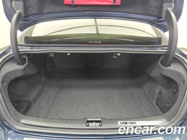 Volvo S60 2024 — ფოტო 19/20