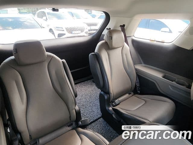 Kia Carnival 2024 — Şəkil 18/20