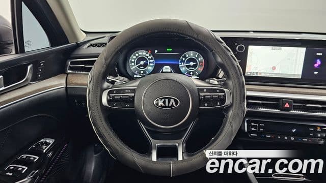 Kia K5 2021 — Şəkil 17/20