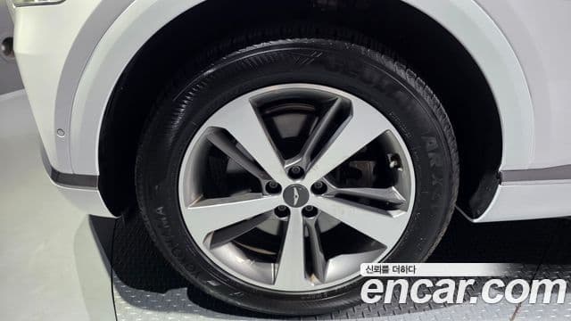 Genesis GV80 2021 — ფოტო 5/20
