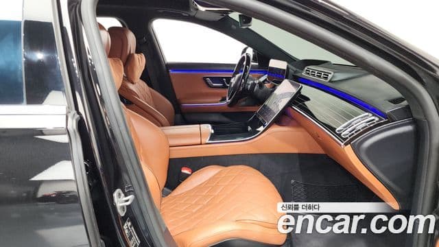 Mercedes-Benz S-Class 2022 — Photo 36/37
