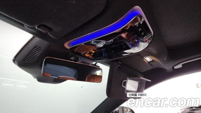 Mercedes-Benz S-Class 2022 — Photo 33/37