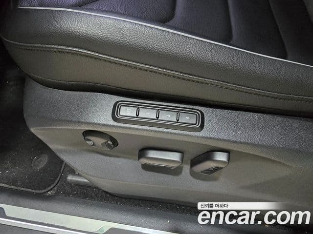 Volkswagen Tiguan 2022 — Şəkil 17/18