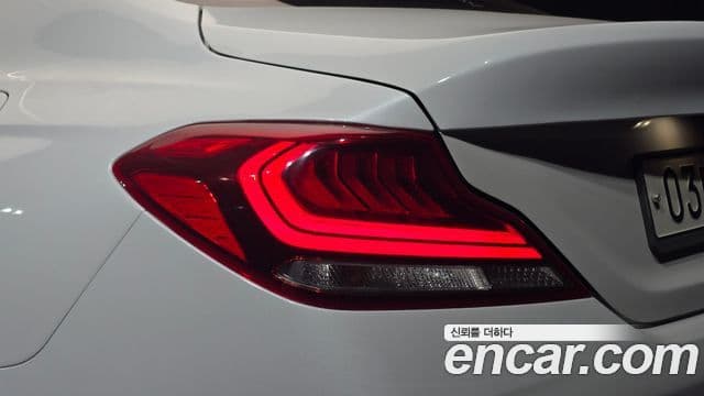 Genesis G70 2018 — Photo 5/35
