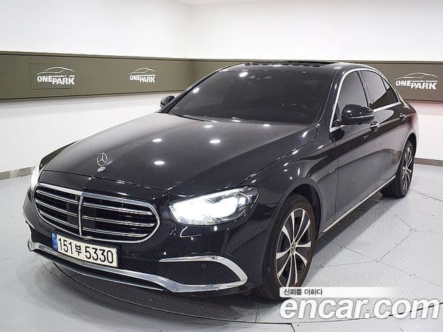 Mercedes-Benz E-Class 2021 — ფოტო 1/19