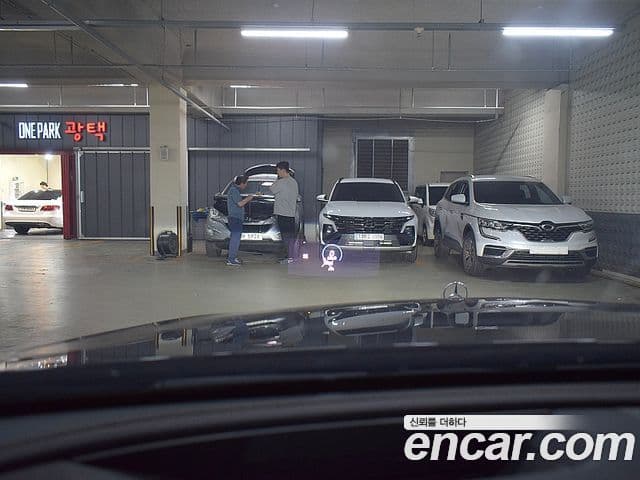 Mercedes-Benz E-Class 2021 — ფოტო 6/19