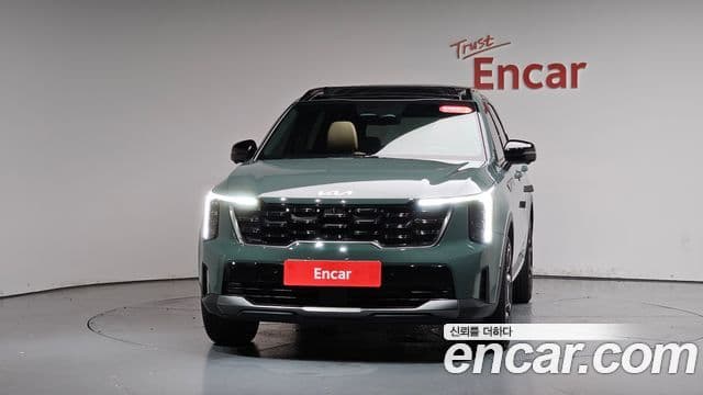 Kia Sorento 2023 — ფოტო 3/20