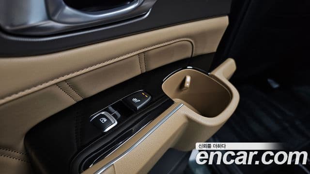 Kia Sorento 2023 — ფოტო 19/20