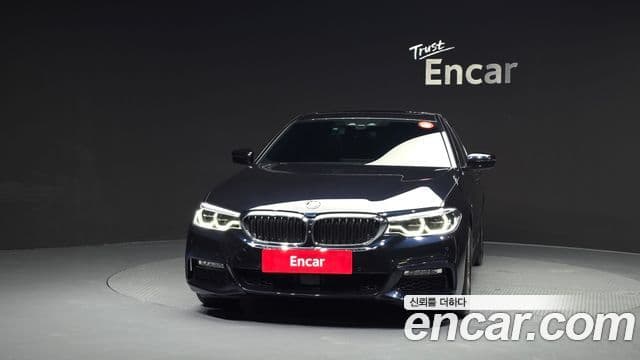BMW 5 Series 2018 — Фото 3/20