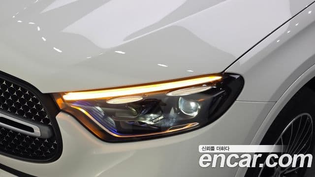 Mercedes-Benz GLC-Class 2024 — Photo 19/35