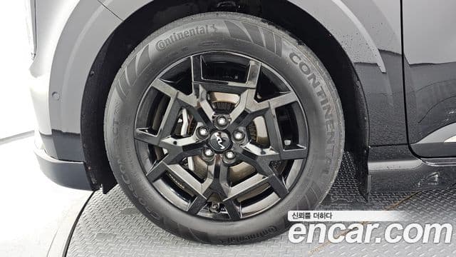 Kia Carnival 2024 — фото 5 из 20