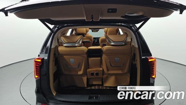 Kia Carnival 2024 — ფოტო 20/20