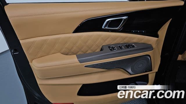 Kia Carnival 2024 — Photo 30/32
