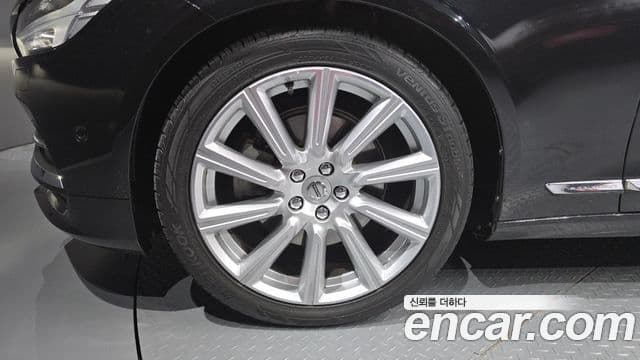 Volvo S90 2019 — Şəkil 5/20