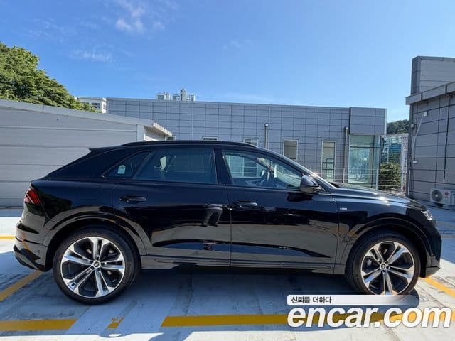 Audi Q7 2026 — Şəkil 6/18