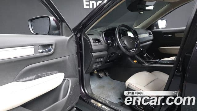 Renault Samsung QM6 2021 — ფოტო 11/20