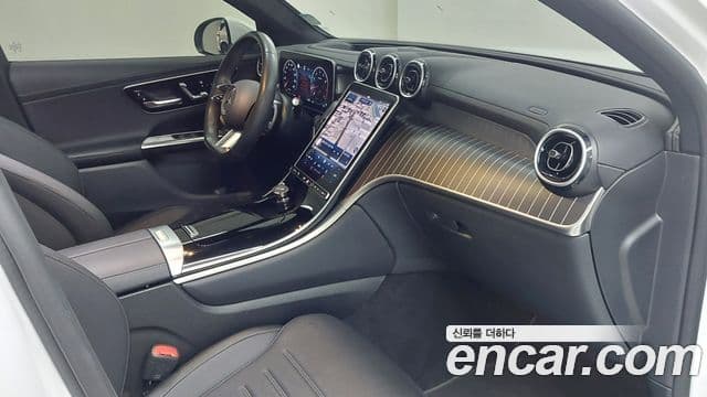 Mercedes-Benz GLC-Class 2023 — Фото 13/20