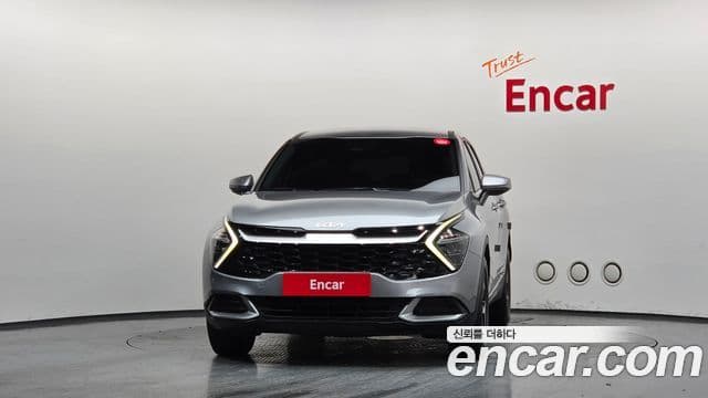 Kia Sportage 2022 — ფოტო 3/20