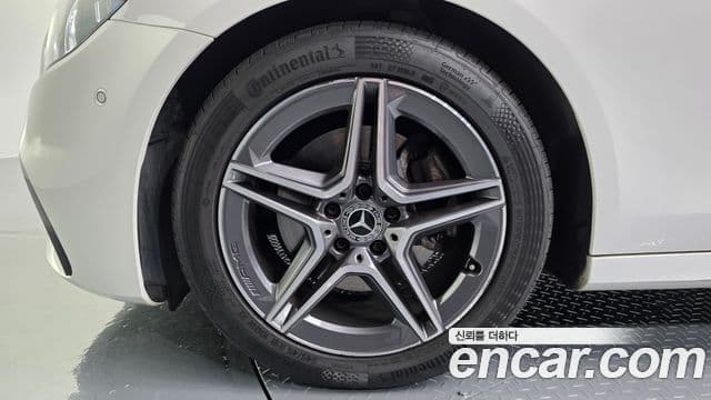 Mercedes-Benz E-Class 2023 — Şəkil 5/20