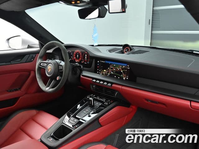 Porsche 911 2025 — ფოტო 6/20