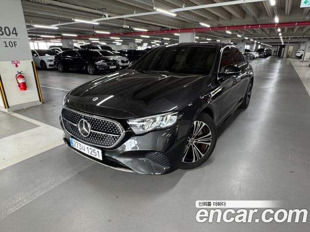 Mercedes-Benz E-Class 2025 — ფოტო 9/20