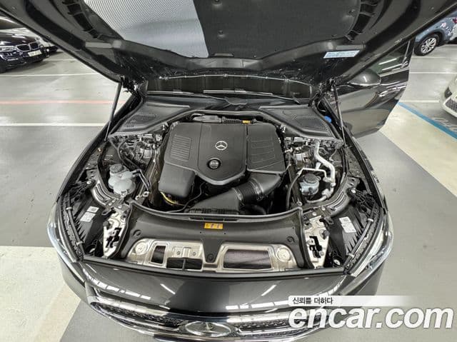 Mercedes-Benz E-Class 2025 — фото 5 из 20