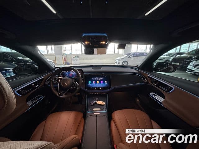 Mercedes-Benz E-Class 2025 — ფოტო 10/20