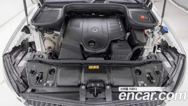 Mercedes-Benz GLE-Class 2024 — Photo 6/19