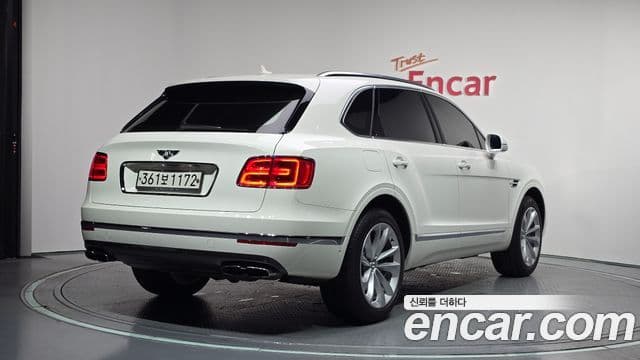Bentley Bentayga 2020 — Photo 5/20