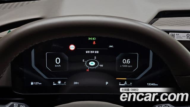 Kia Carnival 2025 — Şəkil 8/20