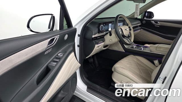 Genesis GV80 2023 — ფოტო 13/20