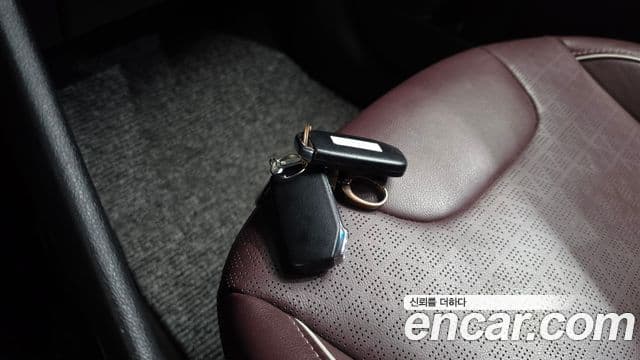 Kia Niro 2019 — Фото 15/20