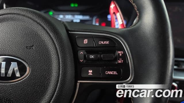 Kia Niro 2019 — Фото 17/20