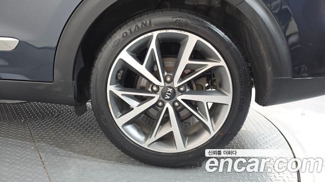 Kia Niro 2019 — Photo 16/33