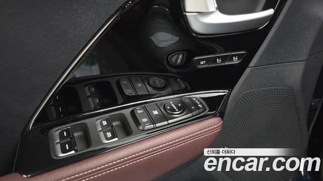Kia Niro 2019 — Photo 14/33