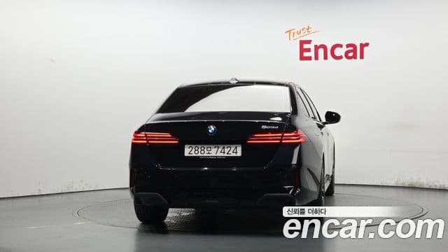 BMW 5 Series 2026 — Şəkil 3/20