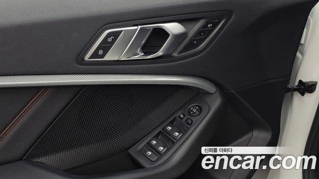 BMW 1 Series 2020 — Фото 17/20