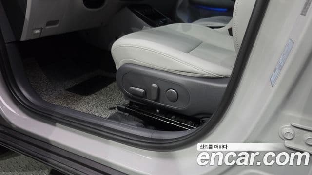 Hyundai Kona Hybrid 2024 — ფოტო 21/31