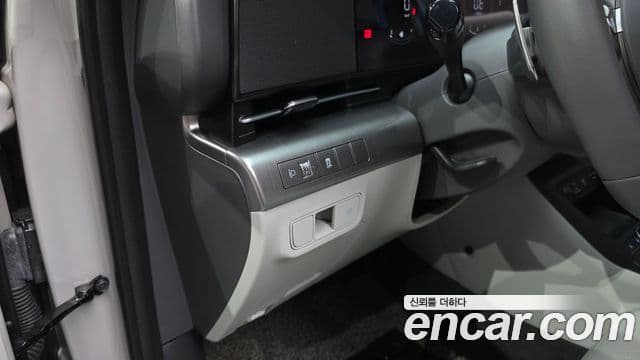 Hyundai Kona Hybrid 2024 — ფოტო 19/31
