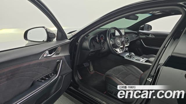 Kia Stinger 2021 — Şəkil 10/20