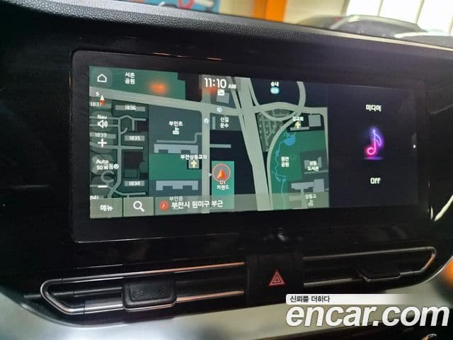 Kia Niro 2019 — ფოტო 7/20
