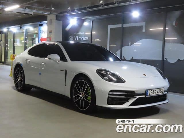 Porsche Panamera 2023 — ფოტო 12/20