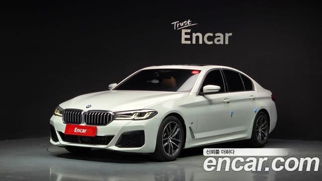 BMW 5 Series 2022 — Фото 1/20