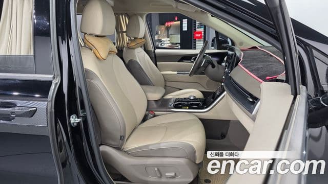 Kia Carnival 2021 — Şəkil 11/20
