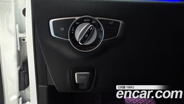 Mercedes-Benz E-Class 2019 — Фото 17/20
