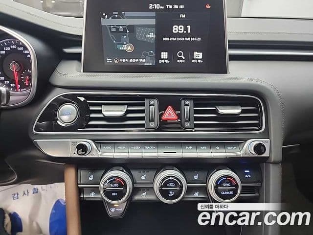 Genesis G70 2019 — ფოტო 11/19